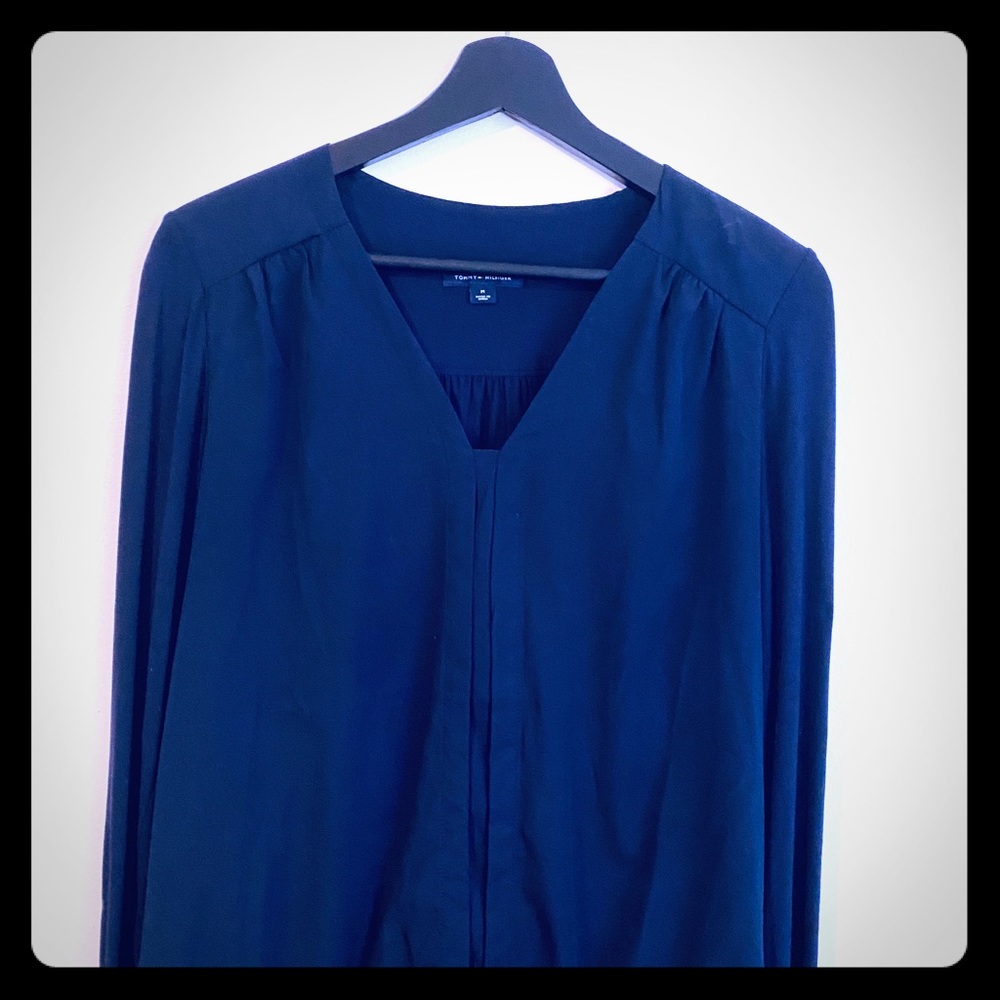 Dark blue Tommy Hilfiger women’s dressy shirt!